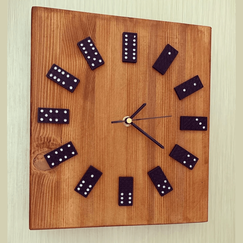 ADS Handmade wooden domino clock